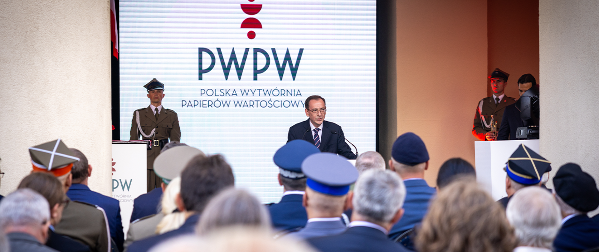 79. rocznica zdobycia przez Powstańców Warszawskich Reduty PWPW – uroczystość z udziałem kierownictwa MSWiA