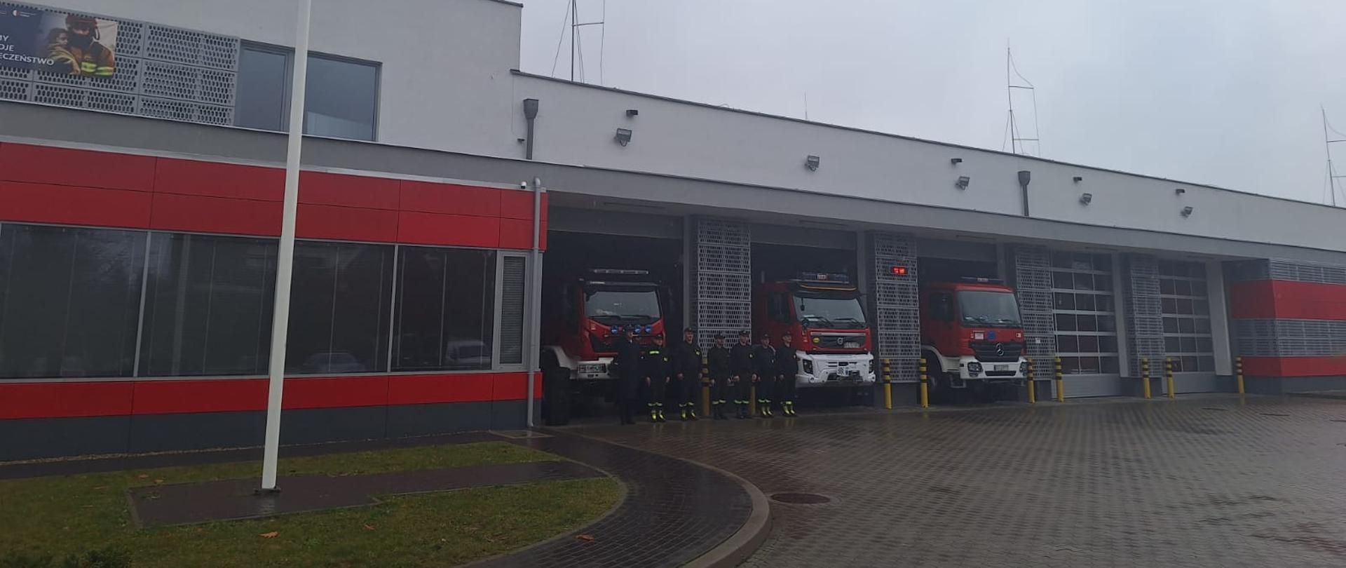 Niepodległa do hymnu