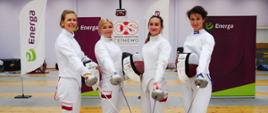 Reprezentantki Polski w szpadzie w strojach sportowych. Od lewej: Ewa Trzebińska, Aleksandra Zamachowska, Martyna Swatowska, Renata Knapik-Miazga