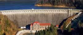 Zapora zbiornika wodnego Pilchowice na rzece Bóbr. Fot. Gmina Wleń.