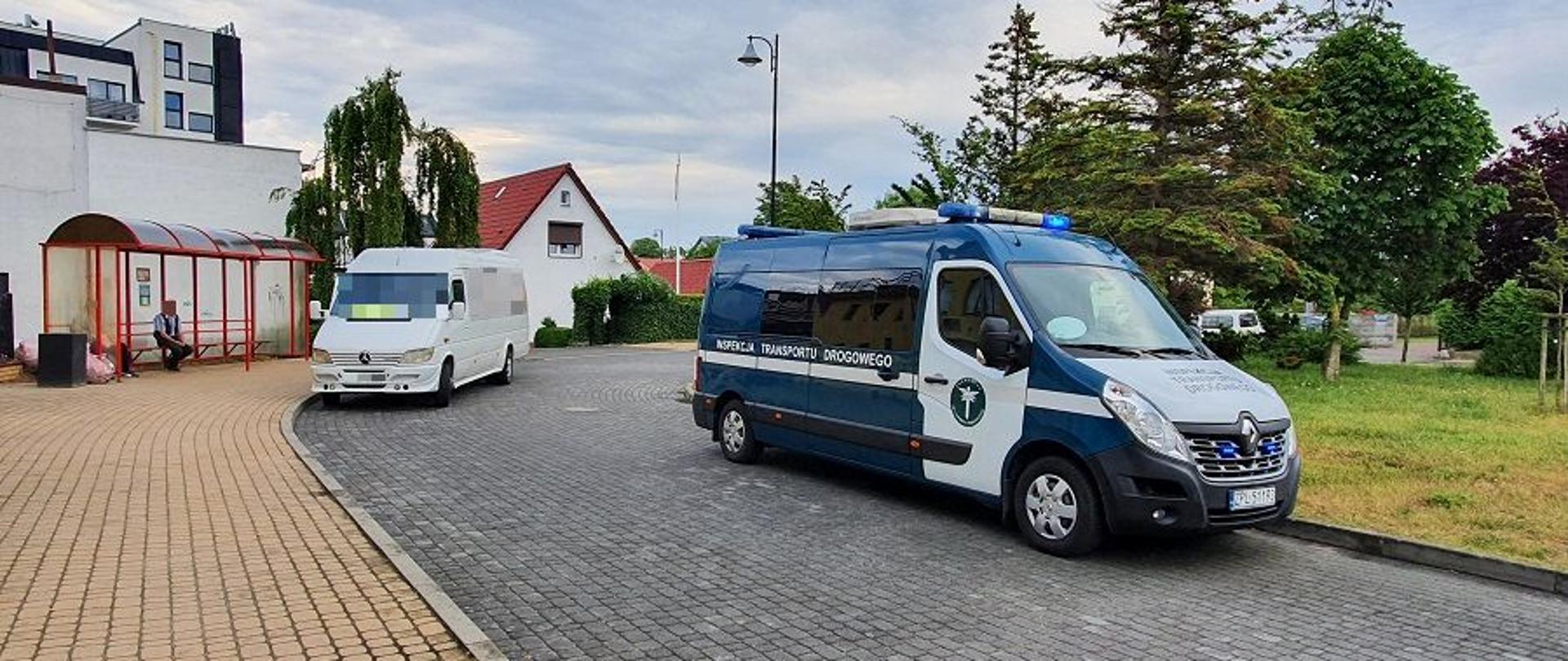 Kontrola autobusu przewożącego osoby w ramach linii regularnej