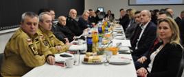 Zaproszeni goście i uczestnicy zebrania sprawozdawczego OSP Żukowo