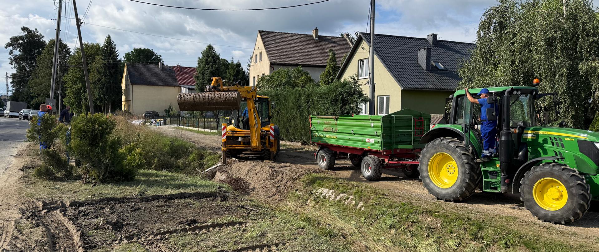 Prace w terenie prowadzone przez służby RZGW w Gliwicach 