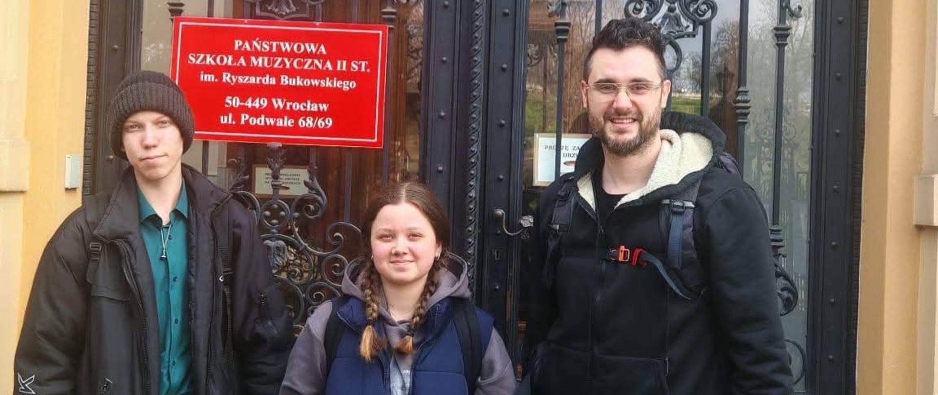 Udział uczniów PSM II stopnia: Kacpra oraz Kamili w warsztatach saksofonowych w Państwowej Szkole Muzycznej I i II stopnia im. R. Bukowskiego we Wrocławiu