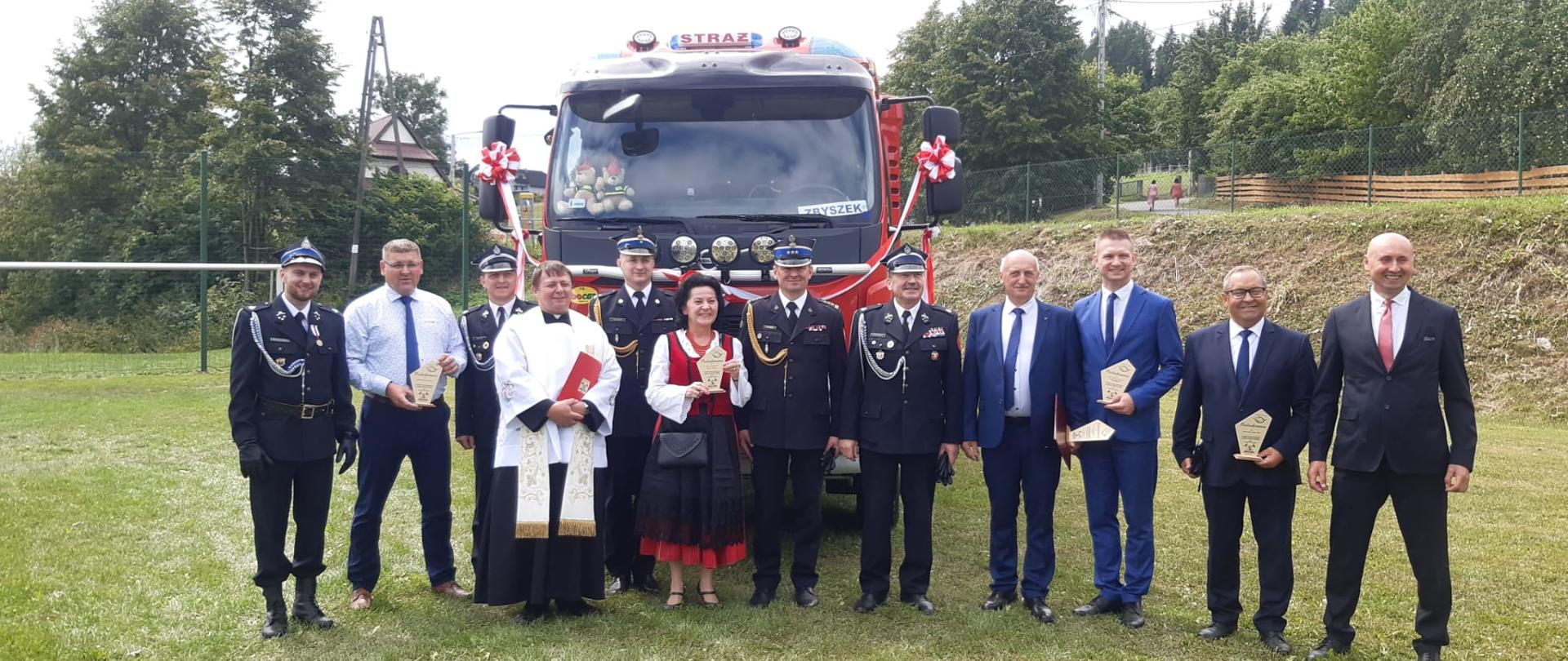 Poświęcenie nowego samochodu w Falsztynie