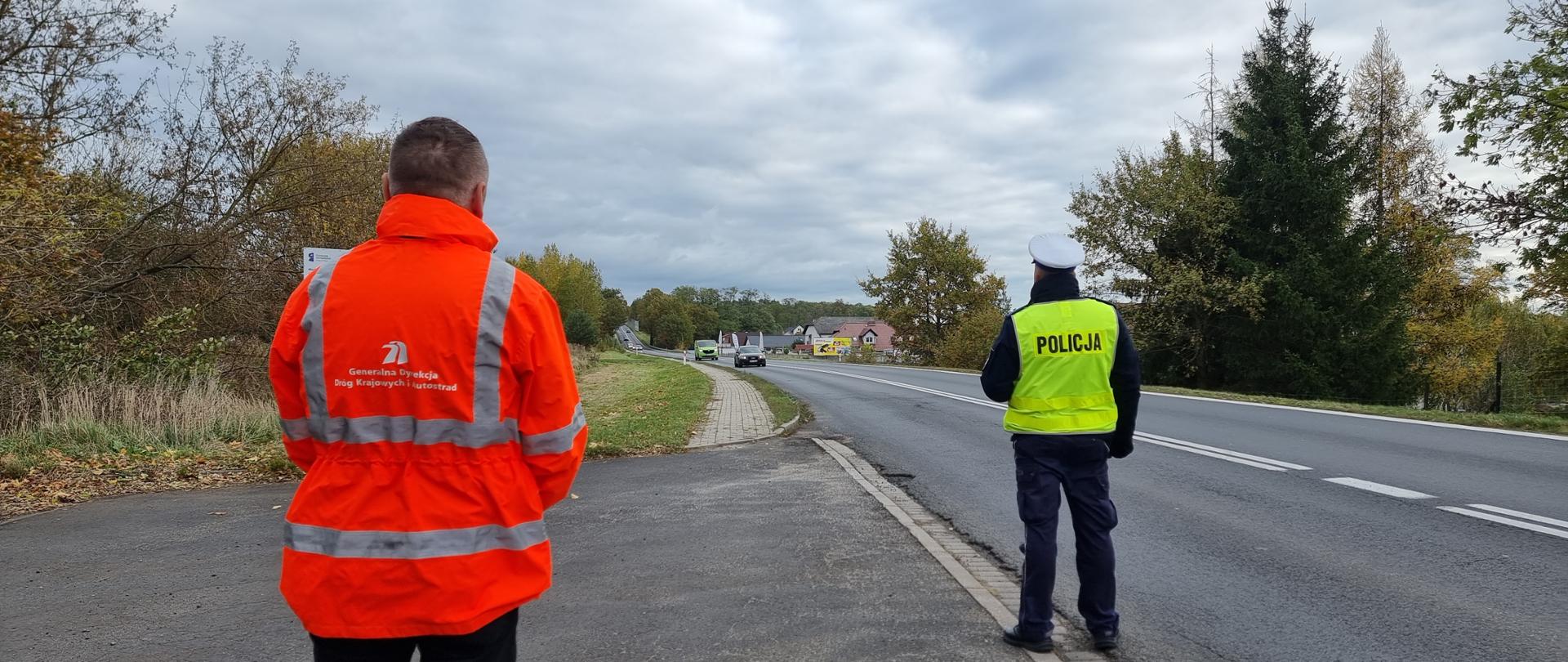 Pasy i telefon - Policja Bolesławiec i GDDKiA - 6 listopada 2023 r. fot. GDDKiA/Magda Szumiata