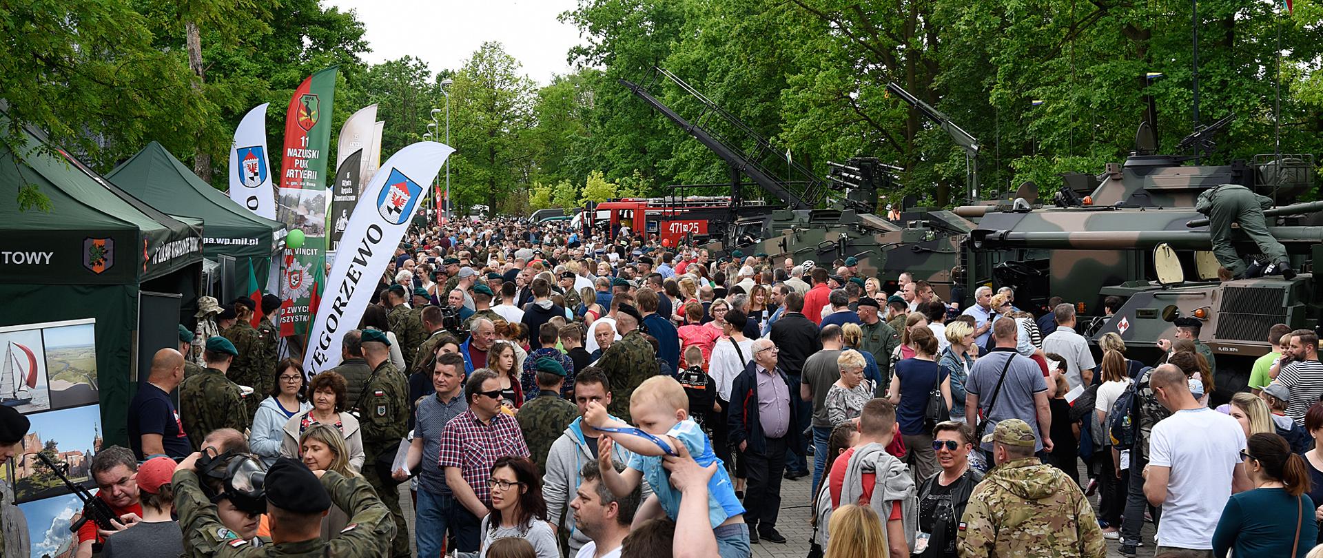 W niedzielę, 19 maja w mieście odbyły się oficjalne uroczystości z okazji 100. rocznicy nadania miastu nazwy Legionowo. Uroczystościom towarzyszył piknik wojskowy, podczas którego Mariusz Błaszczak, szef MON wręczył medale zasłużonym Legionowianom. 