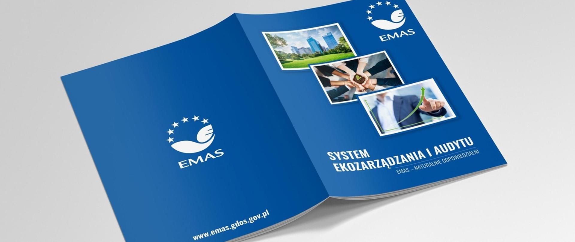 Niebieski folder na którym pokazane są 3 zdjęcia: 1 zdjęcie przedstawia łąkę, a w oddali widać wysokie bloki. 2 zdjęcie przedstawia 10 rąk ułożonych na kształt koła. 3 zdjęcie przedstawia mężczyznę kreślącego palcem znak strzałki biegnącej w górę.