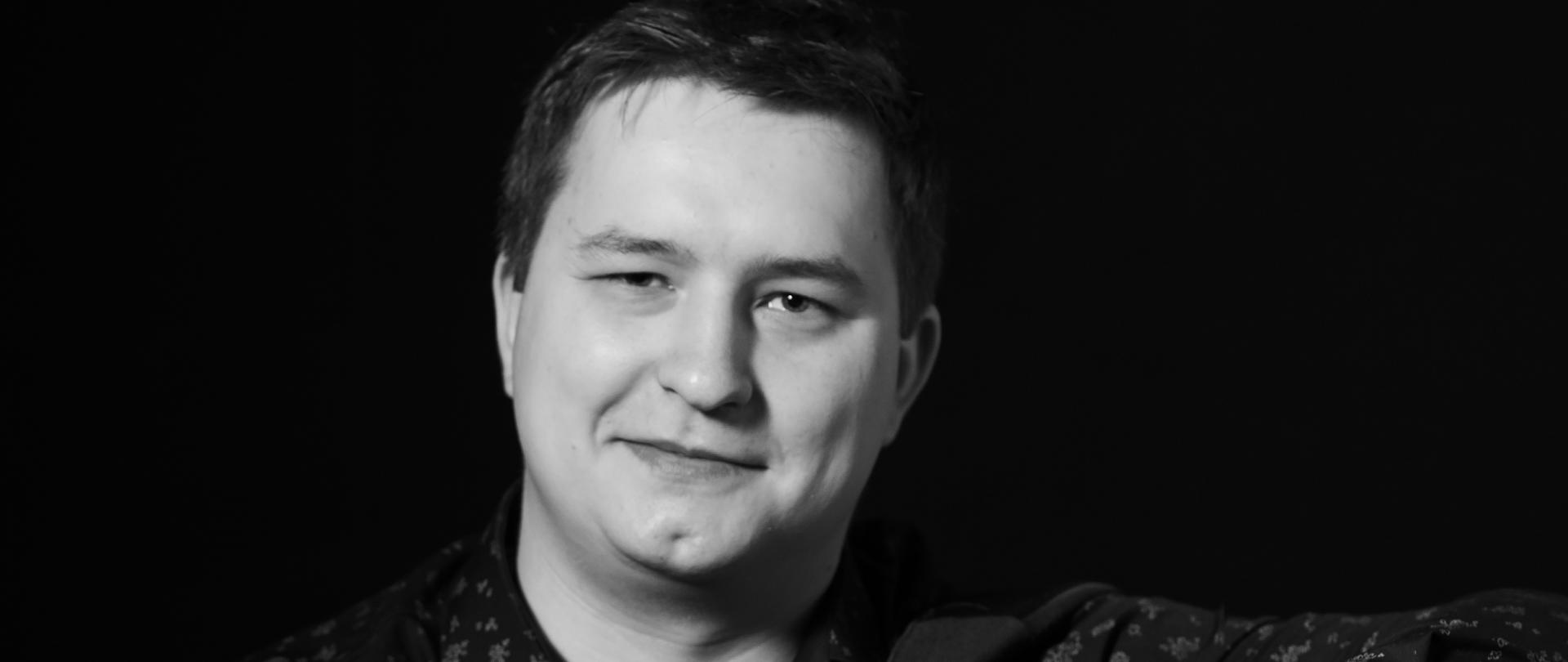 Mężczyzna z akordeonem.