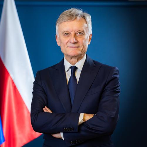 Zdjęcie przedstawiające Ambasadora Marka Prawdę 