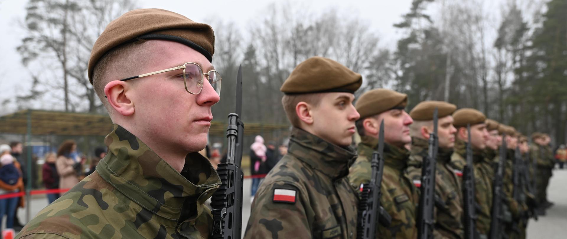 Uroczyste ślubowanie żołnierzy Wojsk Obrony Terytorialnej 