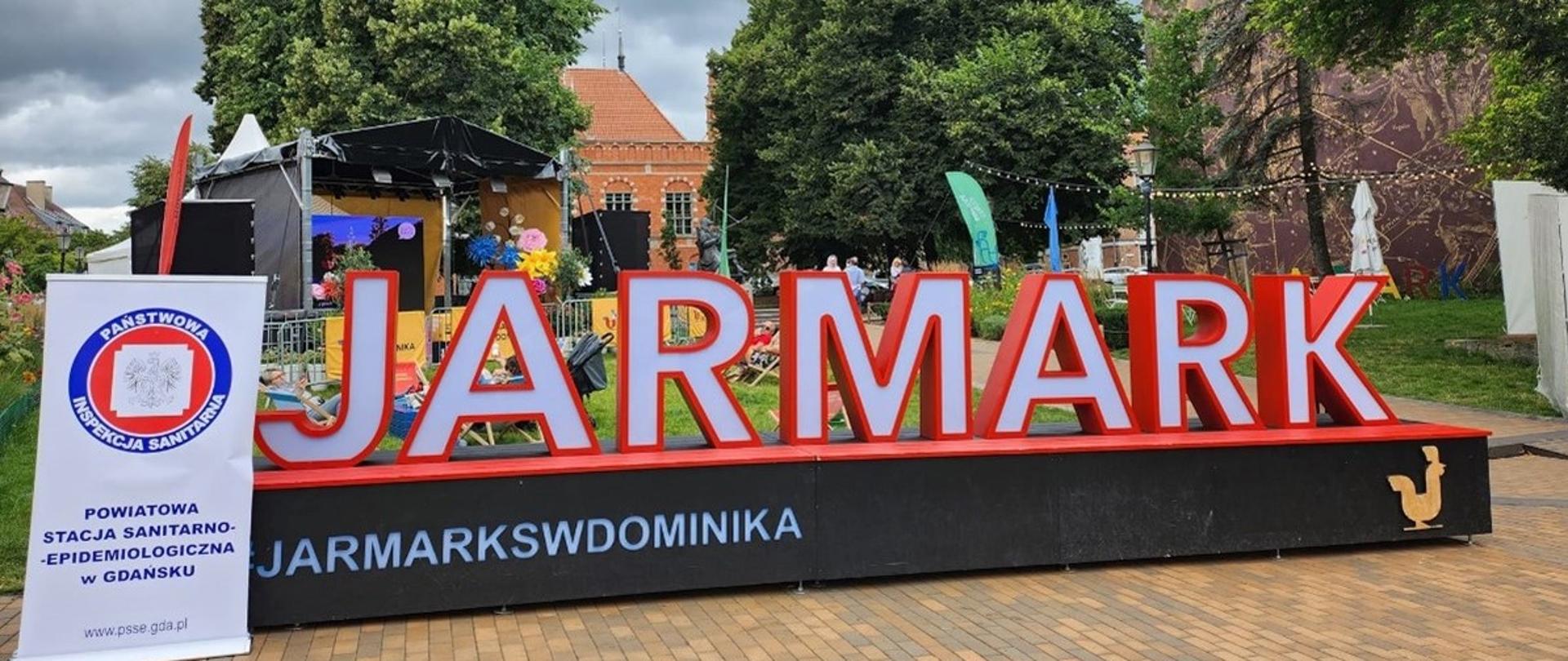Zdjęcie przedstawiające napis JARMARK św. Dominika