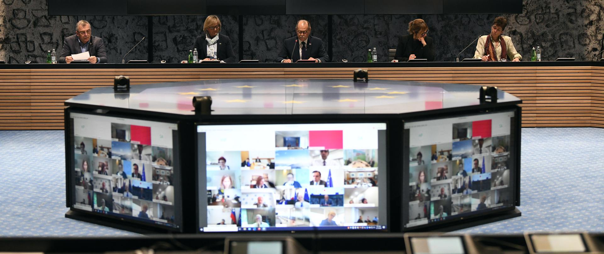 15.04.2020.,Zagreb - U NSK odrzana videokonferencija ministara zdravlja
Photo: Josip Regovic/PIXSELL/EU2020HR