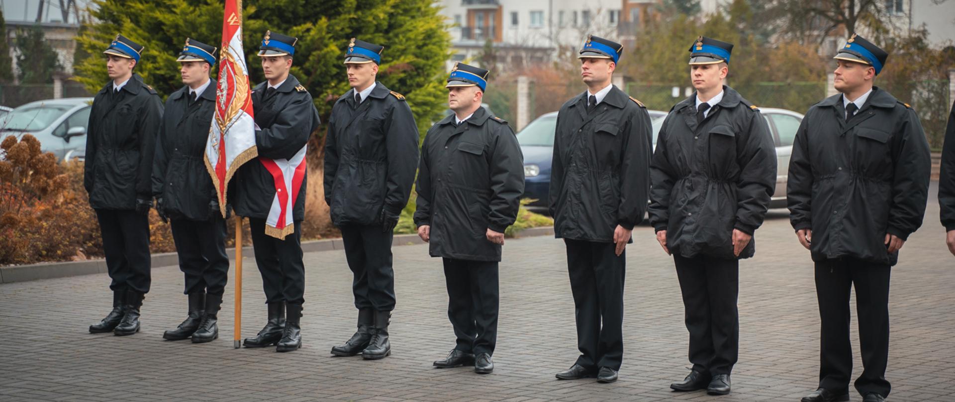 Uroczysty apel z okazji Narodowego Święta Niepodległości w KM PSP we Włocławku