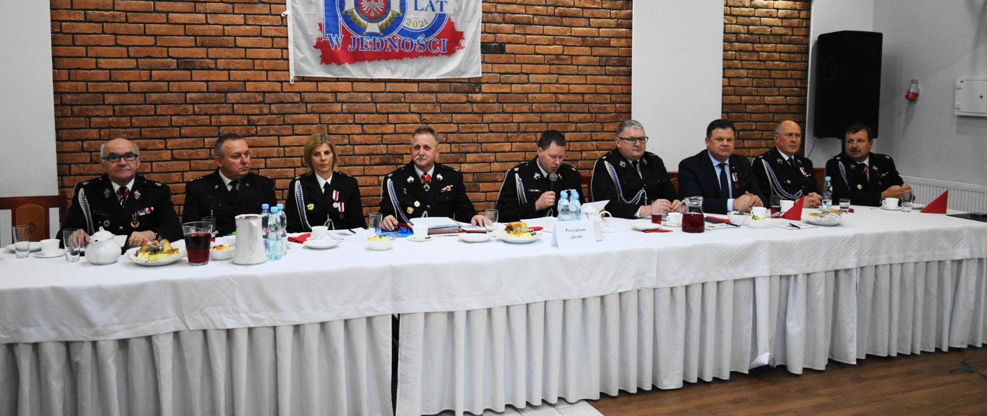 widoczni druhowie podczas zjazdu i zaproszeni goście