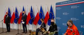 Konferencja prasowa ministra Mariusza Kamińskiego dotycząca uregulowania statusu zwierząt w służbach MSWiA.