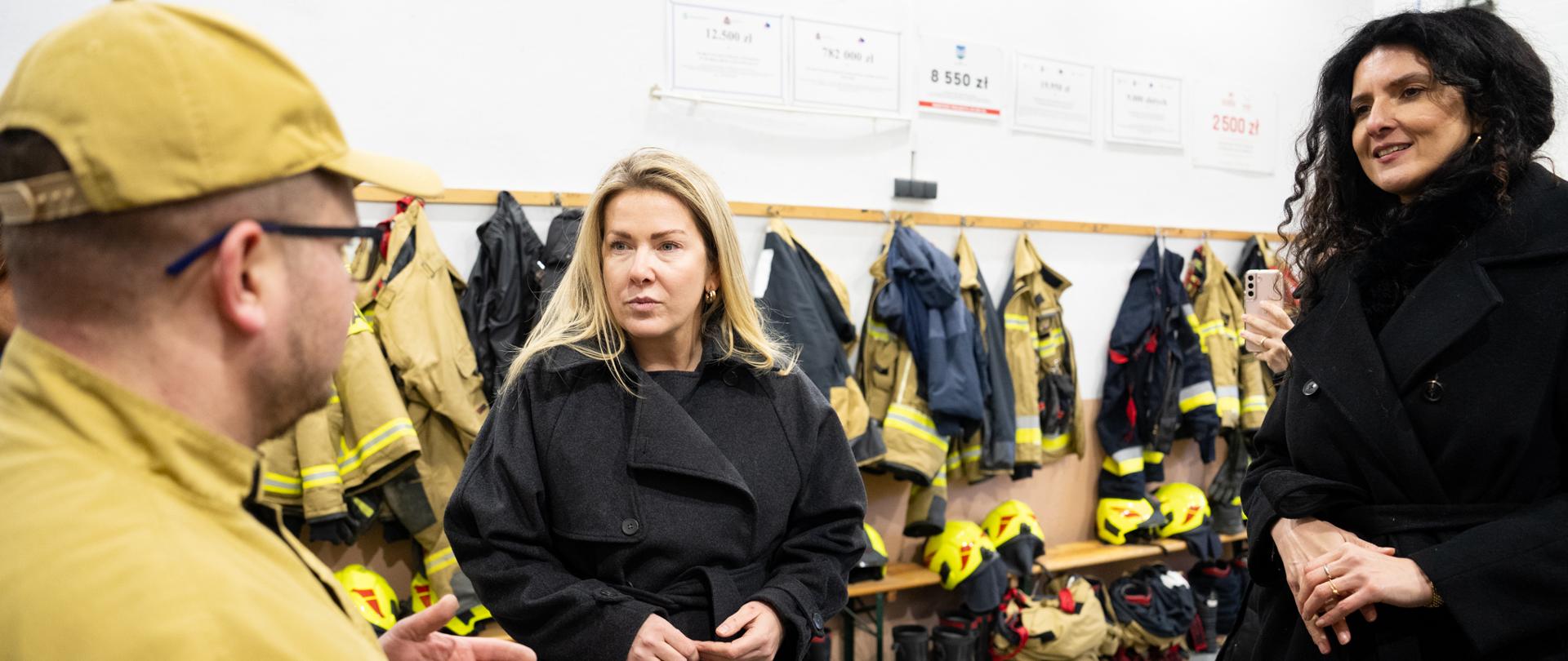 Odbudowana remiza OSP w Olbrachcicach Wielkich znów gotowa do służby