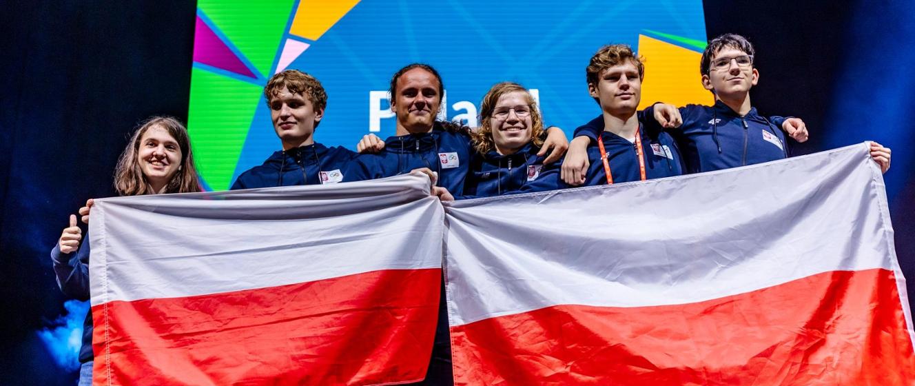 Polscy uczniowie z medalami na 65. Międzynarodowej Olimpiadzie Matematycznej - Ministerstwo Edukacji Narodowej - Portal Gov.pl