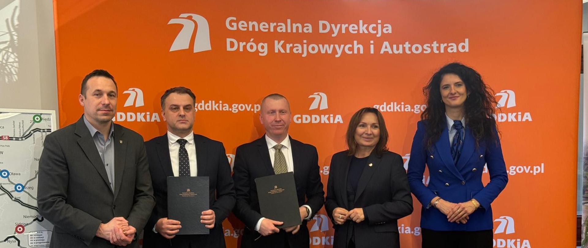 Podpisanie umowy na projektowanie przebiegu kolejnego odcinka