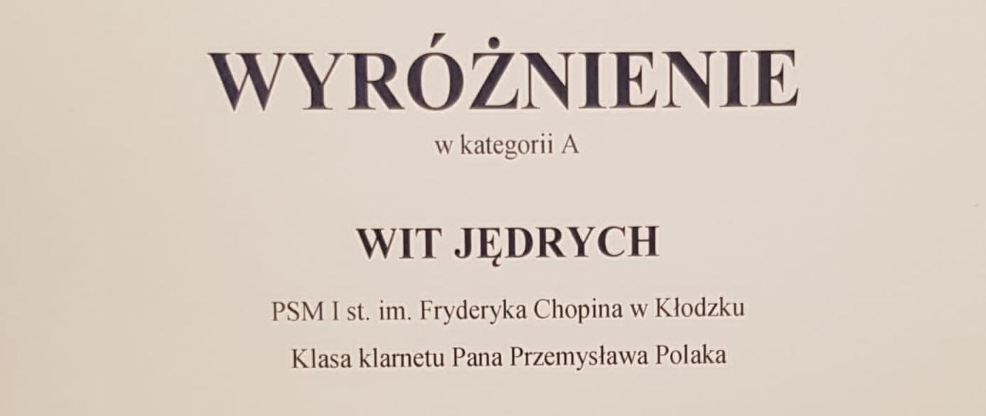 Dokument z wyróżnieniem dla ucznia klarnetu Wita Jędrycha wraz z informacją szczegółową dotyczącą konkursu VII Lubuskie Forum Klarnetowo-Saksofonowe 26-27 marca 2023 oraz logiem centrum edukacji artystycznej i Państwowej Szkoły Muzycznej Krośnie w górnej części plakatu