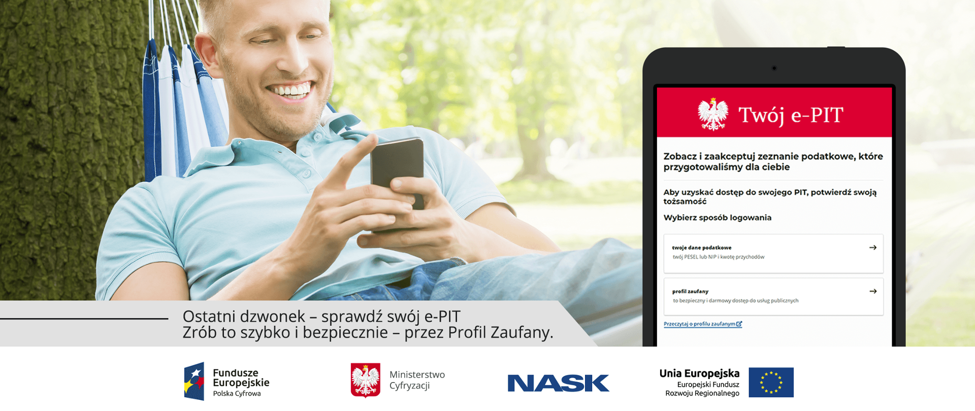 Mężczyzna rozliczający podatek