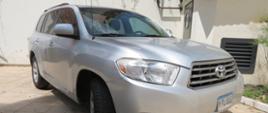 Venta del vehículo diplomático Toyota Highlander