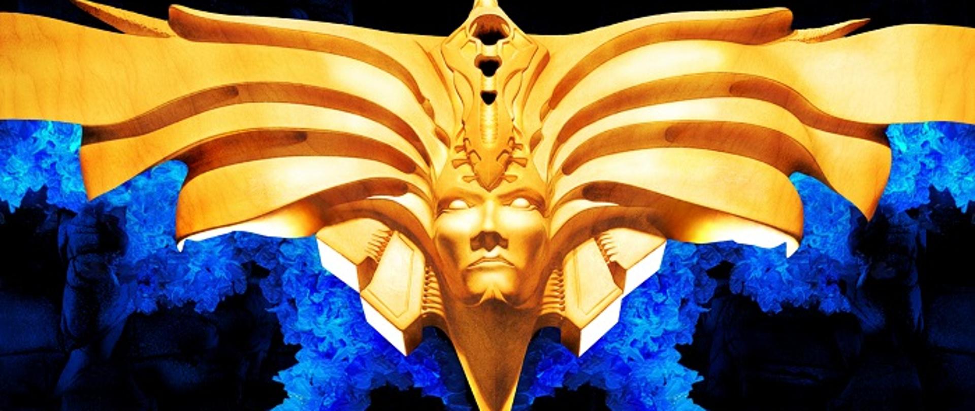 Plakat promujący wydarzenie. Złota maska otoczona wodą