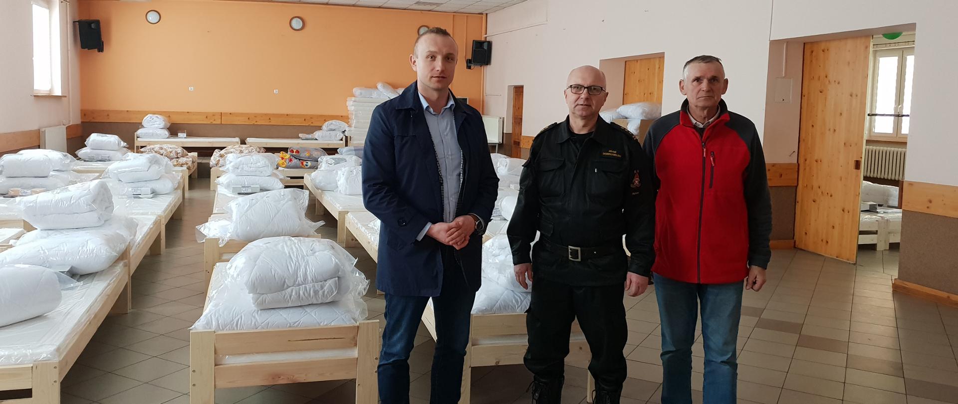Komendant Miejski PSP w Płocku wizytował przygotowane miejsca w remizach dla uchodźców
z Ukrainy
