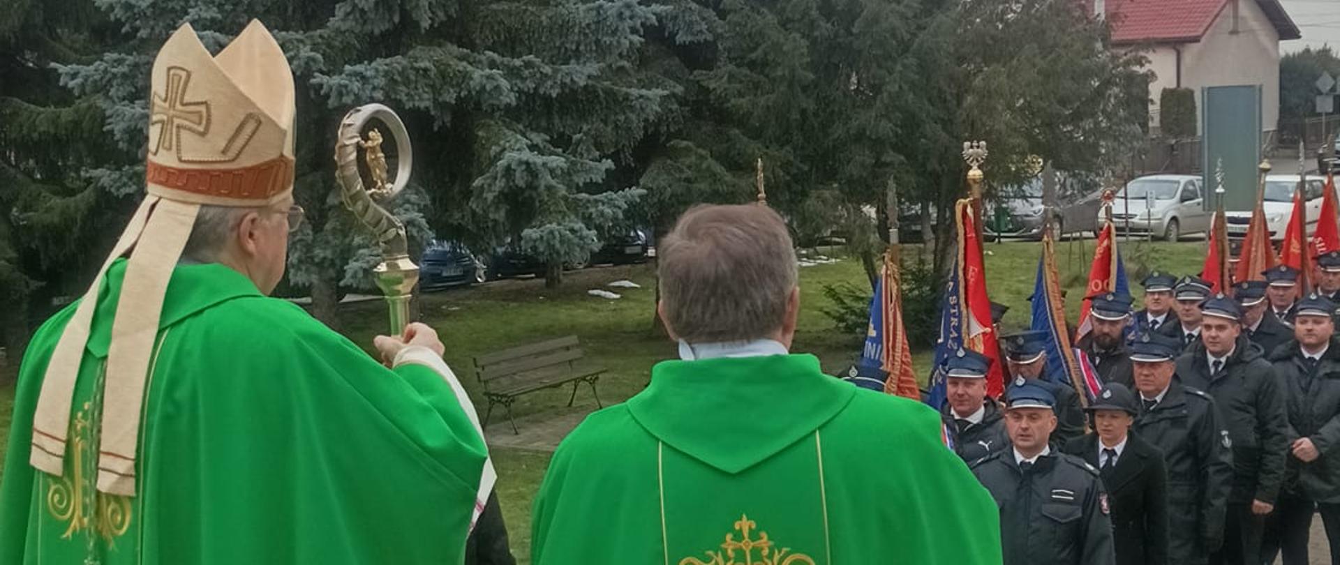 Uroczysta Msza Święta w intencji służb mundurowych powiatu kazimierskiego 