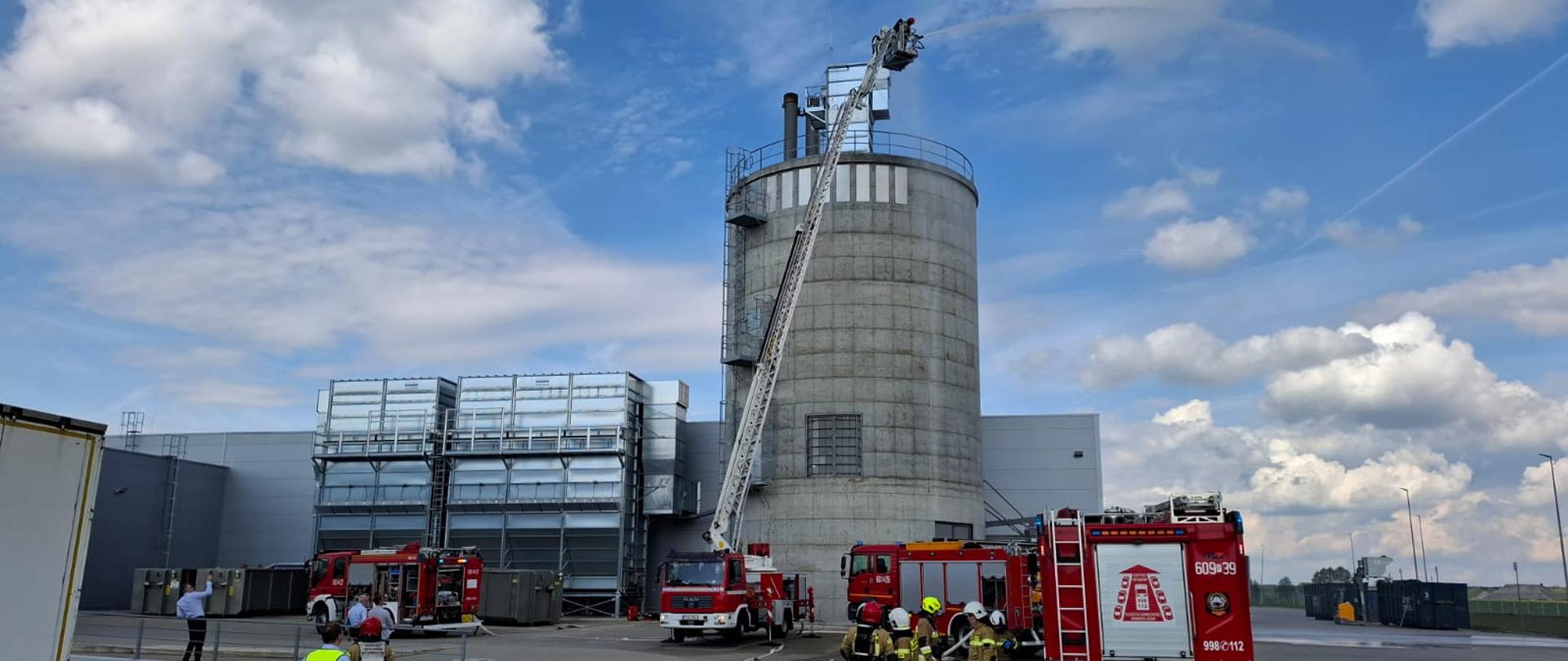 Ćwiczenia na obiekcie LEOPOL MEBLE POLSKA