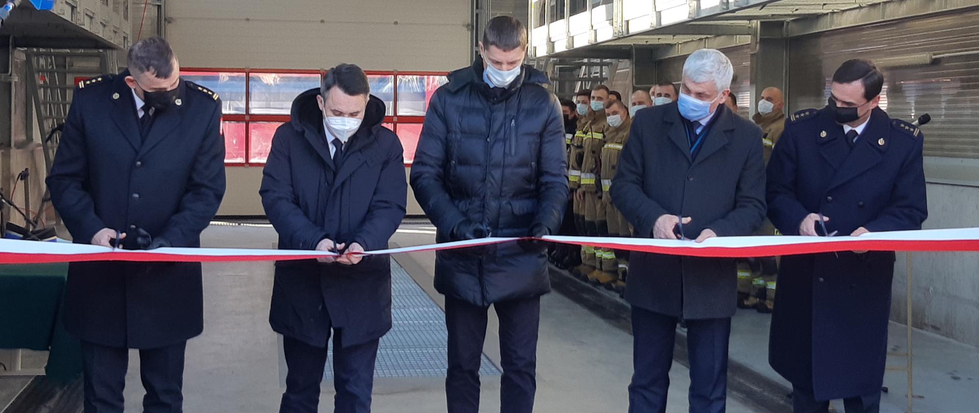 Zdjęcie przedstawia przebieg uroczystości