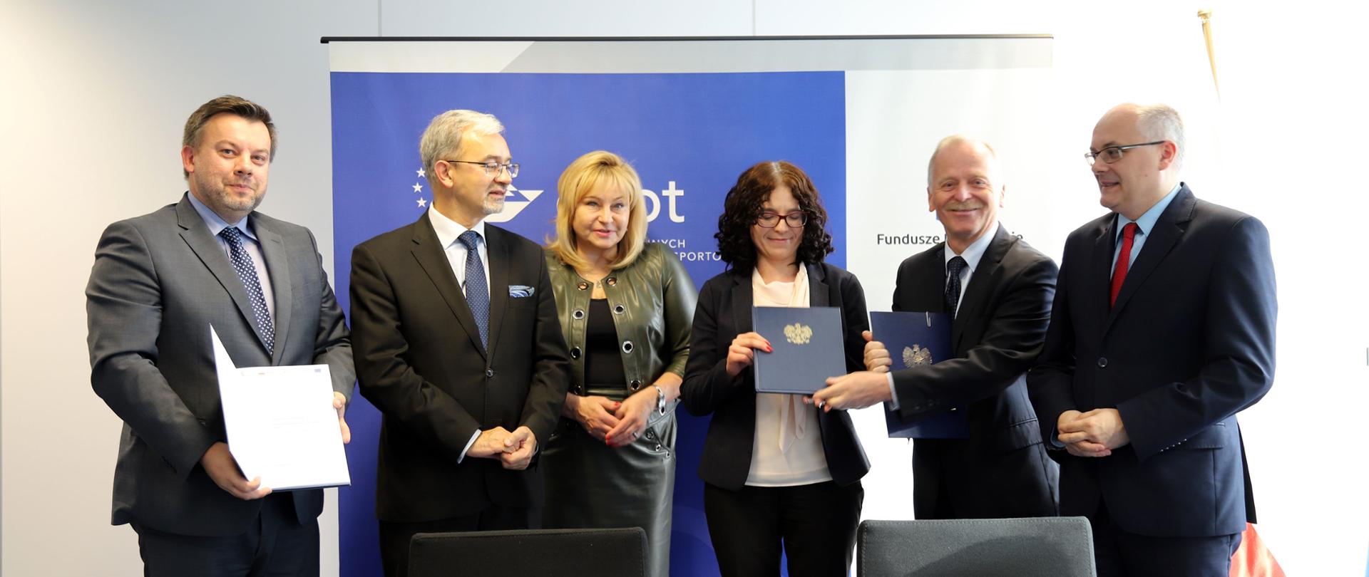 Wiceminister Marek Chodkiewicz z umową na dofinansowanie z UE dla S3 Legnica - Lubawka