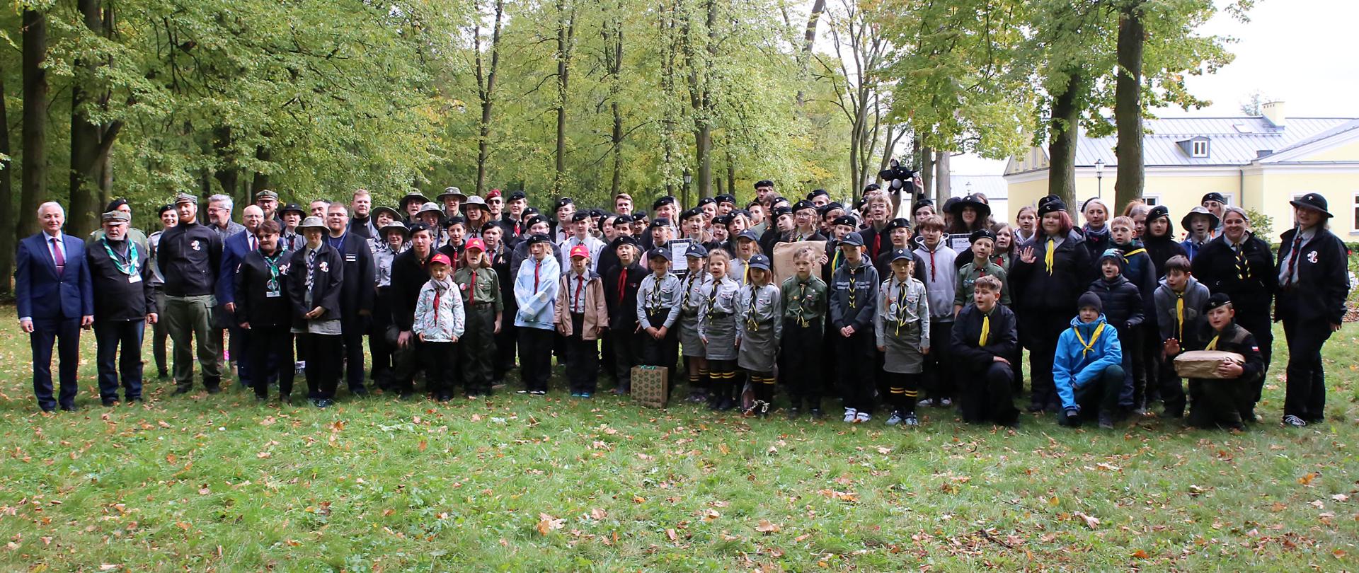 Apel kończący LXVI Harcerski Rajd Szlakami Walk Partyzanckich