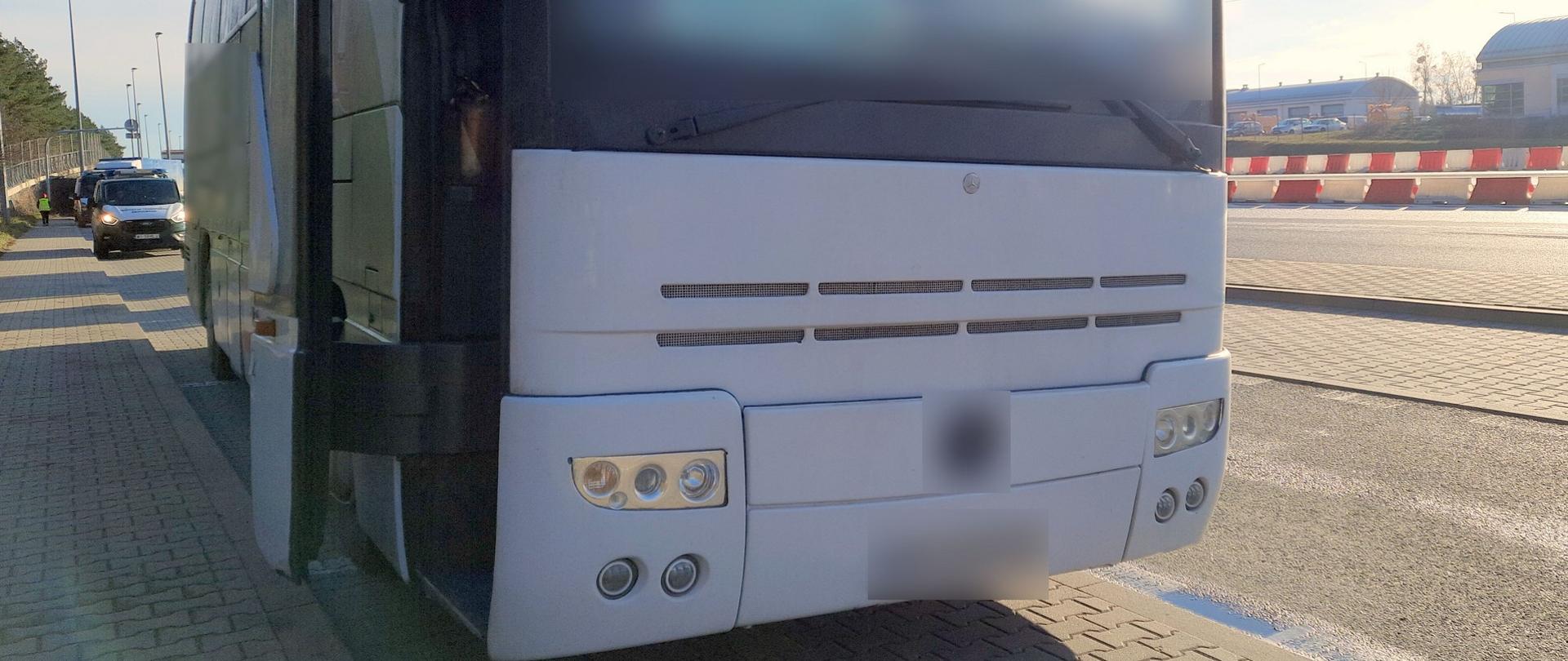 Autobus rejsowy nie miał legalizacji tachografu