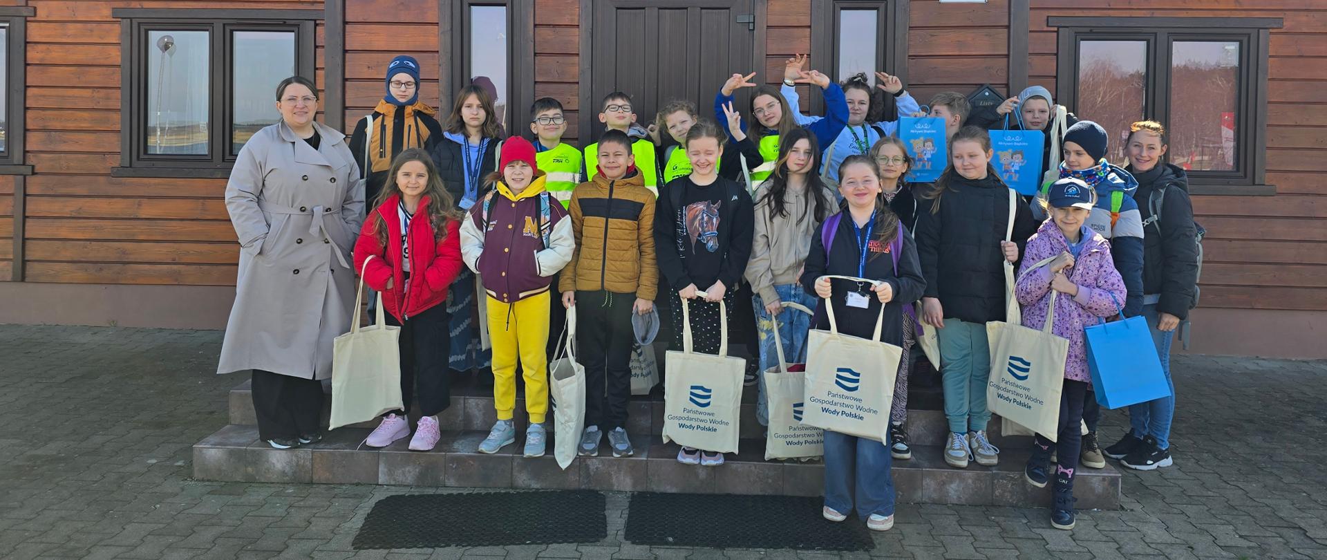 Zwiedzanie zbiornika retencyjnego Rydzyna.