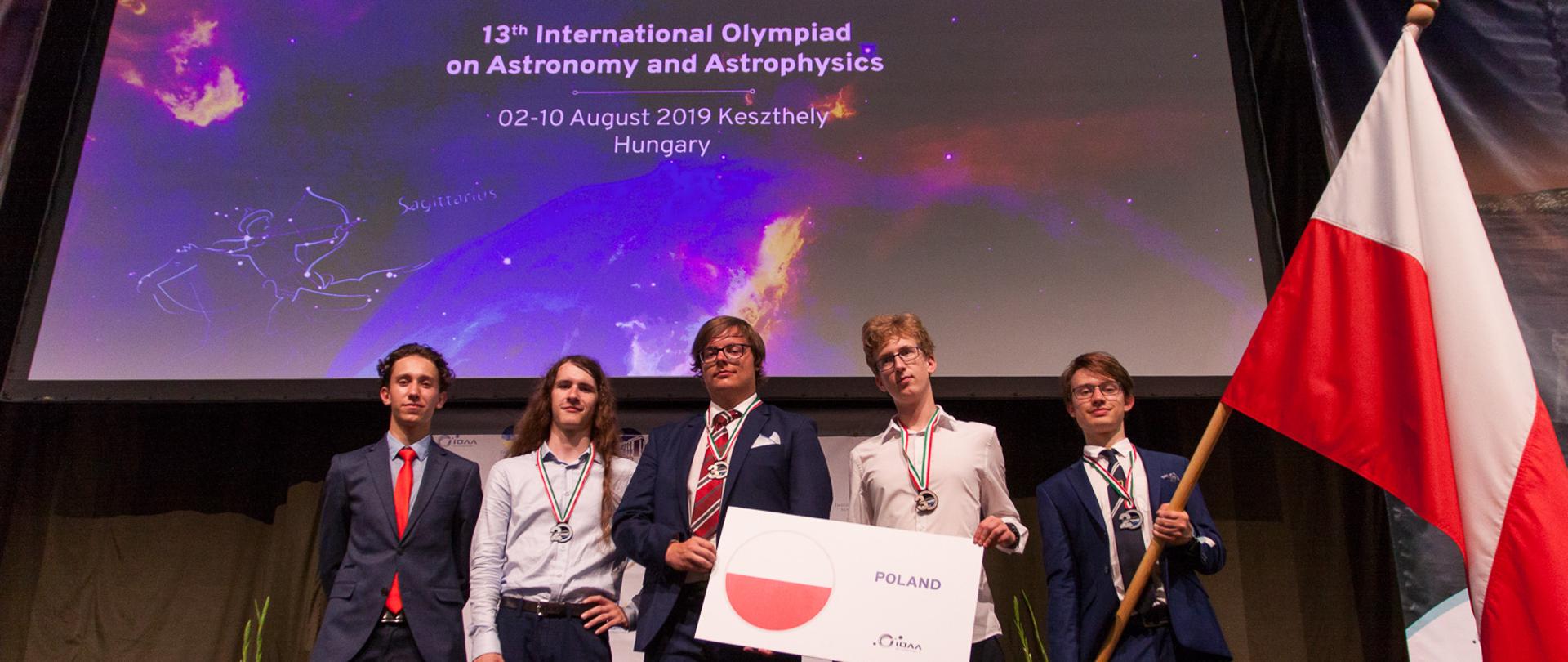 Międzynarodowa Olimpiada z Astronomii i Astrofizyki – 4 medale dla polskich uczniów 