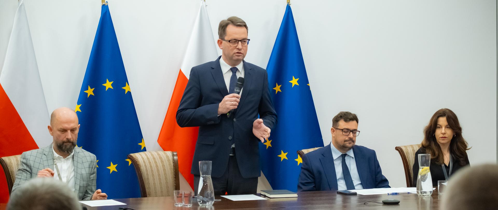 Ministerstwo Sprawiedliwości wzmacnia współpracę z organizacjami pozarządowymi na rzecz osób pokrzywdzonych