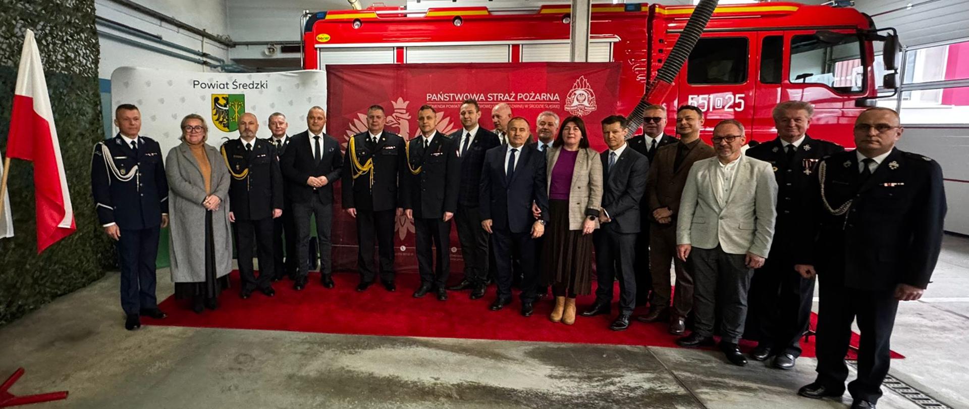 Uroczysta zbiórka w Komendzie Powiatowej PSP w Środzie Śląskiej