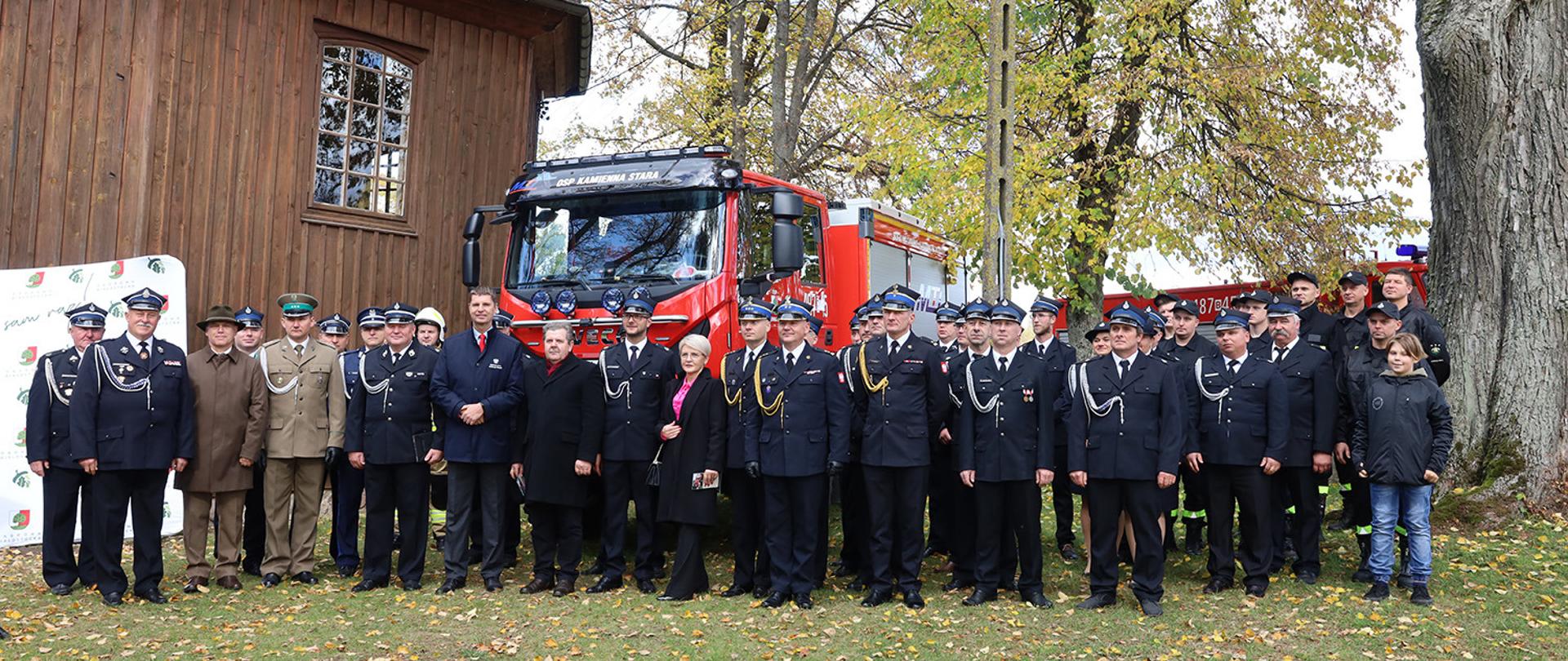 Przekazanie samochodu GBA jednostce OSP Kamienna Stara