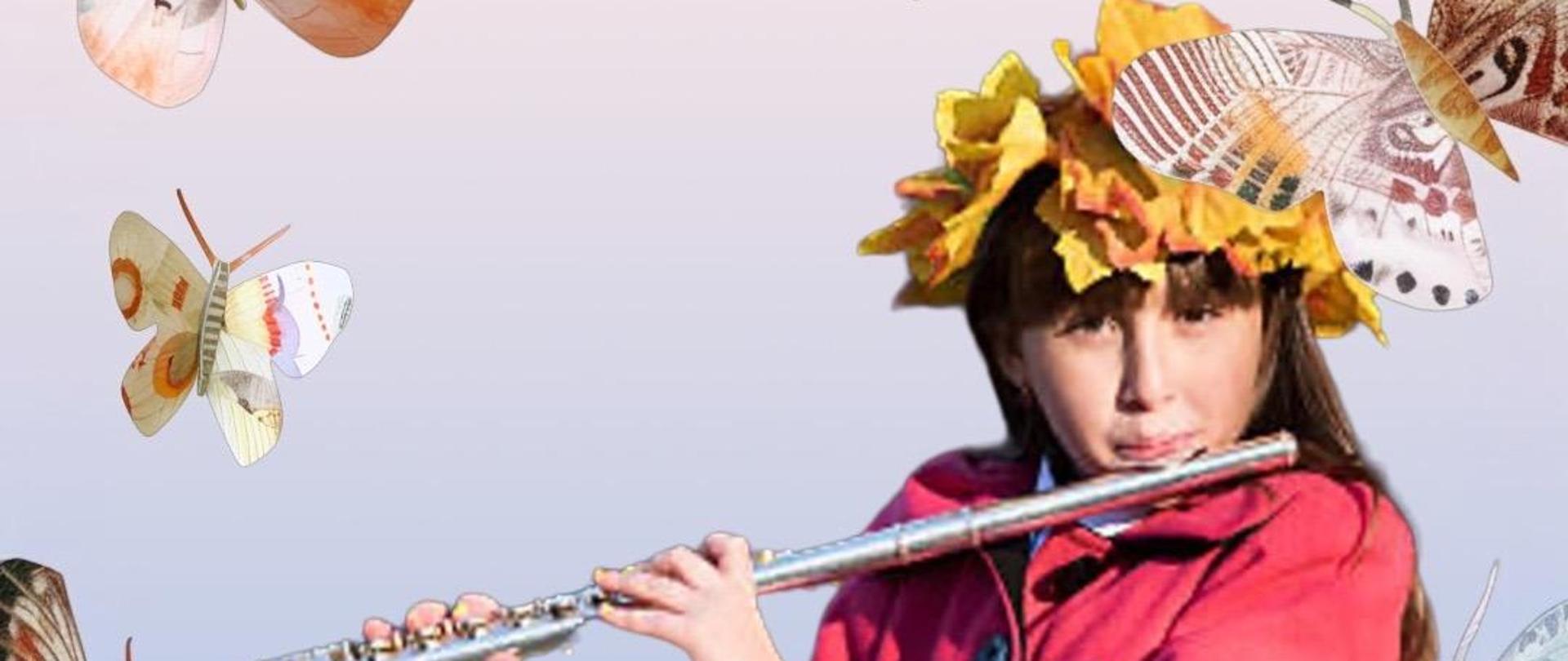 Plakat informujący o popisie uczniów klasy fletu oraz klasy fortepianu. Na górze znajduje się informacja o popisie. Na środku widnieje dziewczynka grająca na flecie poprzecznym, a na dole plakatu widoczne są data oraz godzina popisu. Wszelkie informacje są na różowo-błękitnym tle z motylkami. 