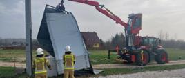 Interwencje związane z usuwaniem skutków silnego wiatru.