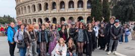 Nauczyciele i uczniowie PLSP w czasie wycieczki edukacyjnej do Włoch