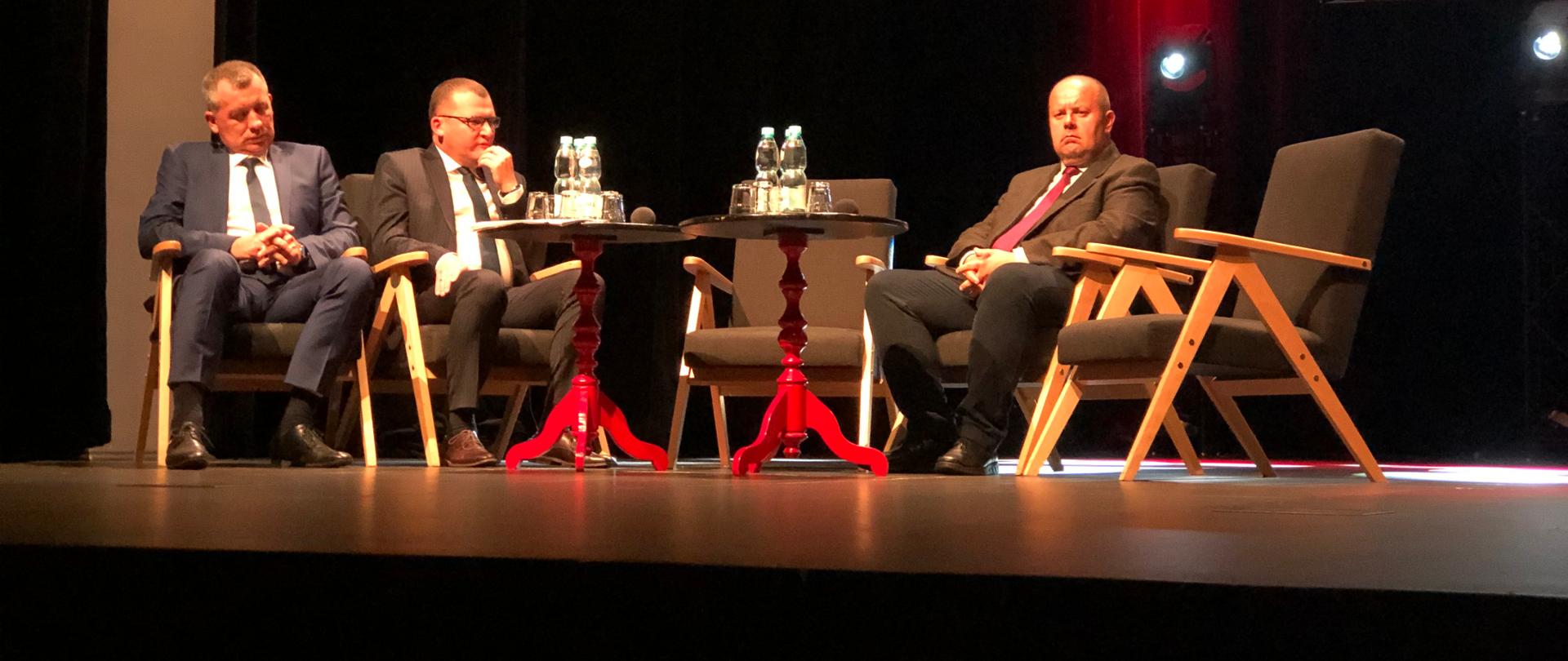 Konferencja „Inwestycje samorządowe, rozwój i perspektywy rozwojowe samorządów powiatu płońskiego”