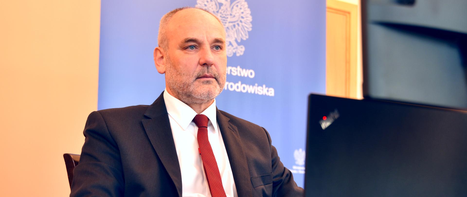 Wiceminister Piotr Dziadzio