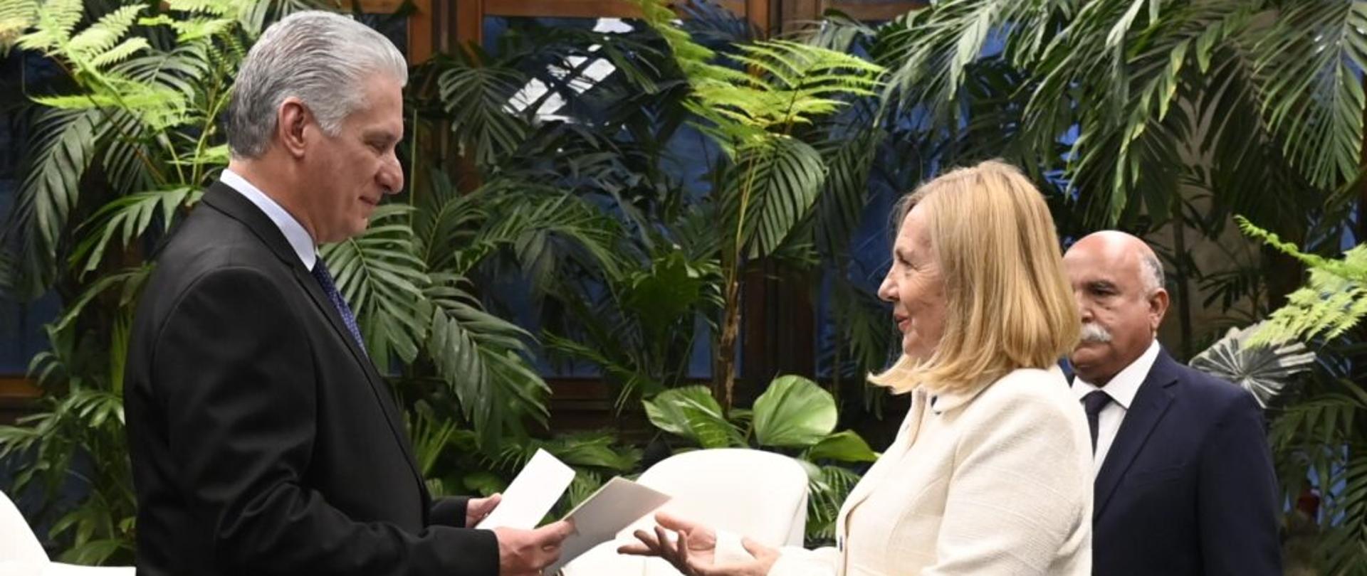 Presentación de cartas credenciales