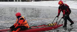 Ćwiczenia lodowe na lipskim zalewie