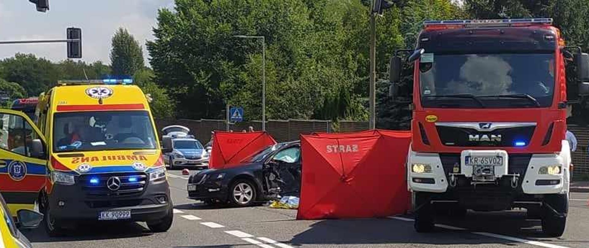 Wypadek - zderzenie motocykla z samochodem osobowym