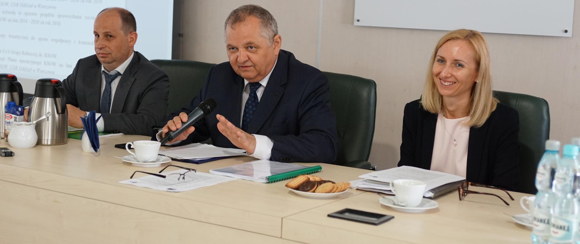 Podsekretarz stanu Ryszard Zarudzki podczas posiedzenia Grupy