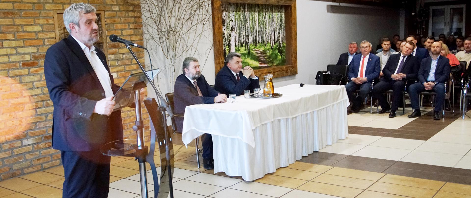 Min. J.K. Ardanowski podczas spotkania z rolnikami w Bielsku Podlaskim