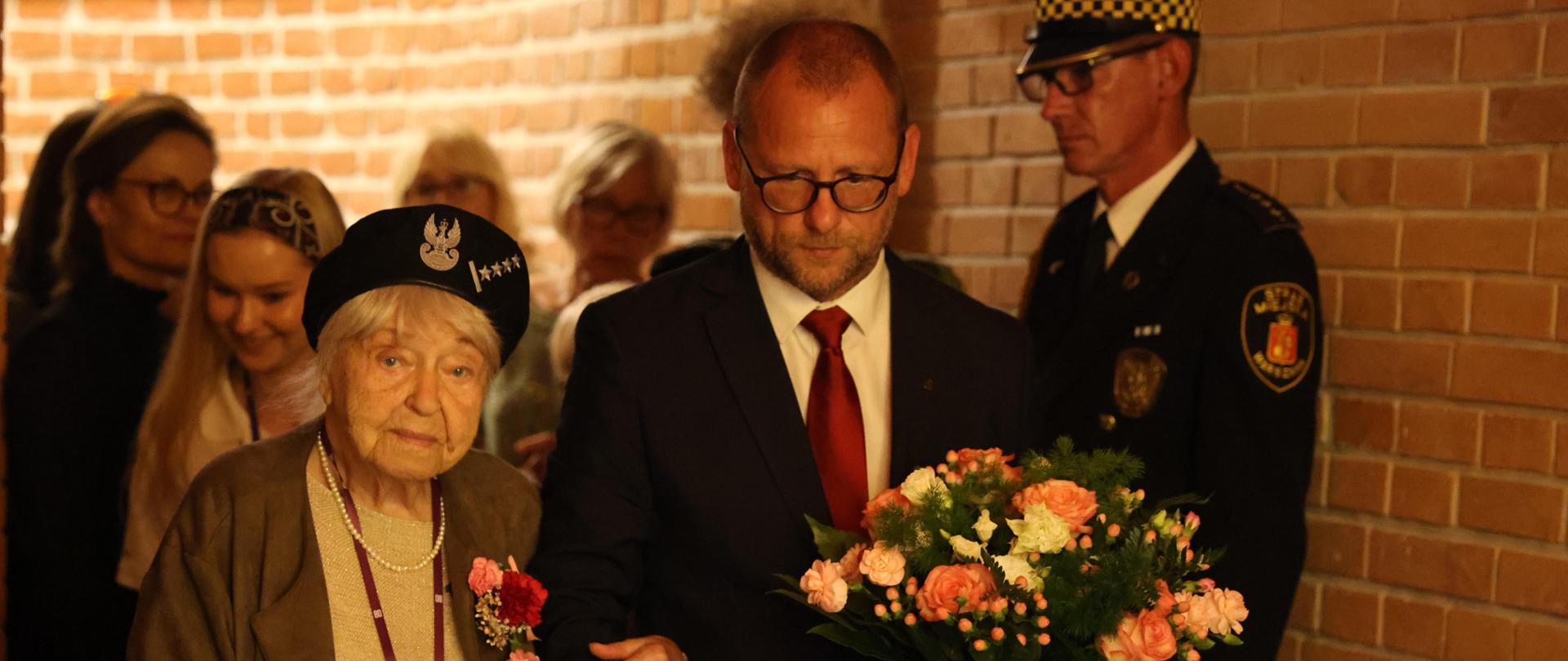 Wicewojewoda Mazowiecki złożył kwiaty w "Krypcie Męczenników”